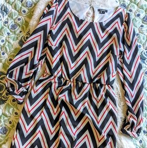 NWOT Chevron Long Sleeve Dress